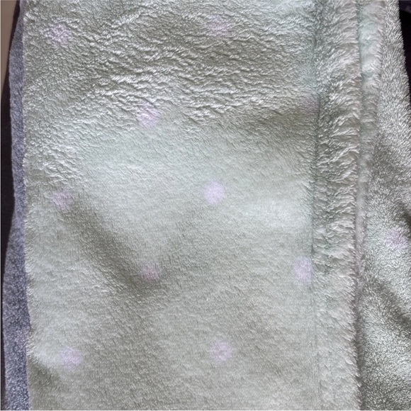 Lot of 4 Soft Polka Dot and elephants Baby Blankets - Picture 3 of 9